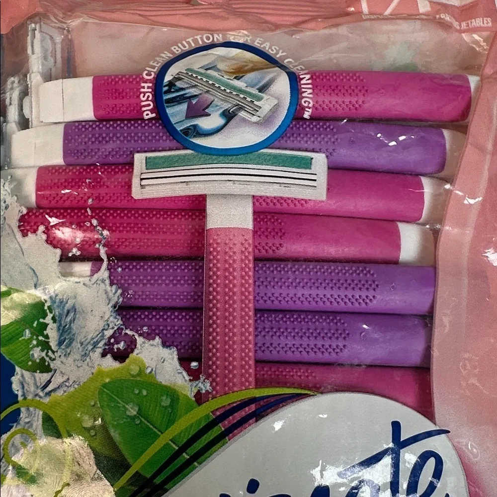 Skintimate slim twin razors 12 razors